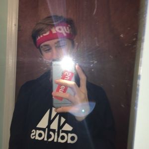 Meet your Posher, Jonathan